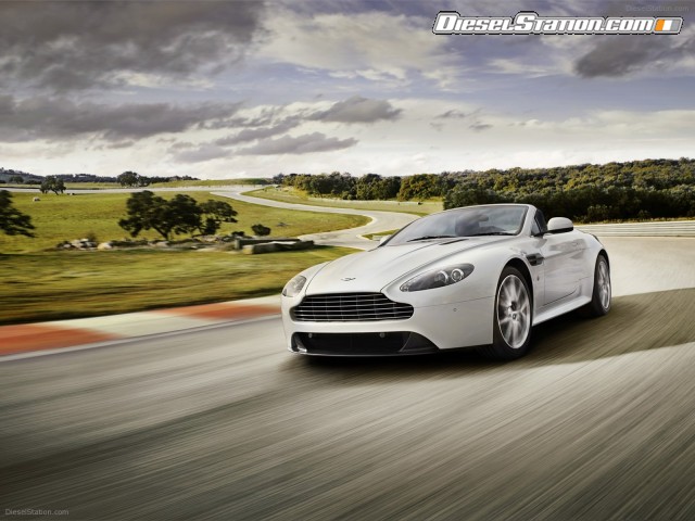 Aston Martin V8 Vantage S 2011 Picture #1 Aston Martin V8 Vantage S 2011 Picture #1
